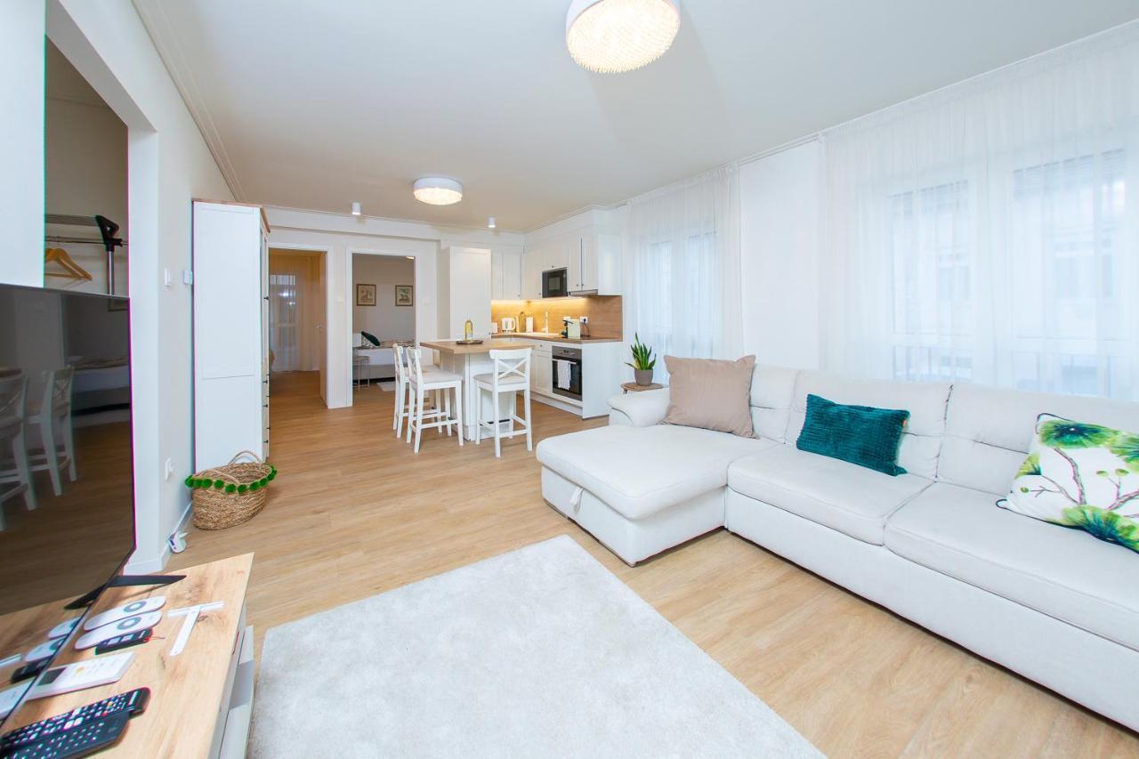 Cosy Inner City Getaway Bestern Szegedin Exterior foto